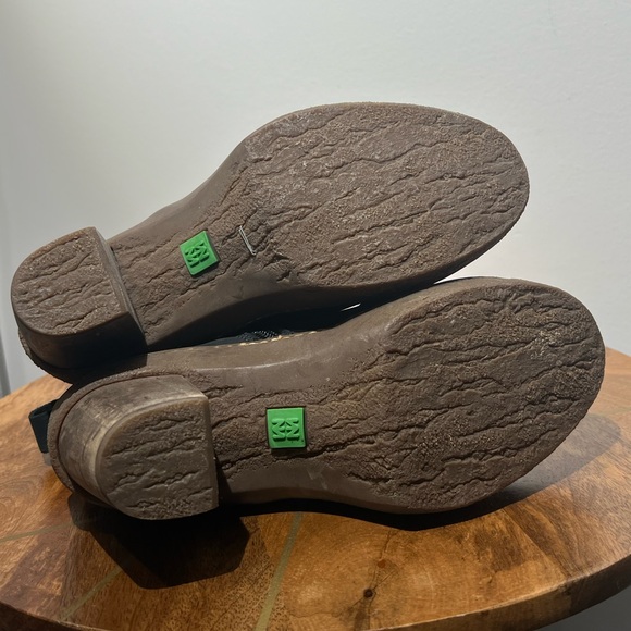 El Naturalista Haya Ankle Bott - Picture 5 of 6